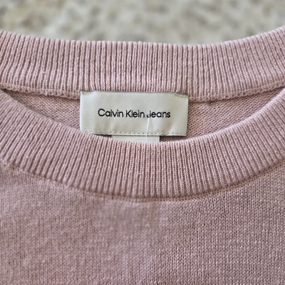 Calvin Klein Womens Large Dusty Pink Crewneck Sweater with Black CK Logo